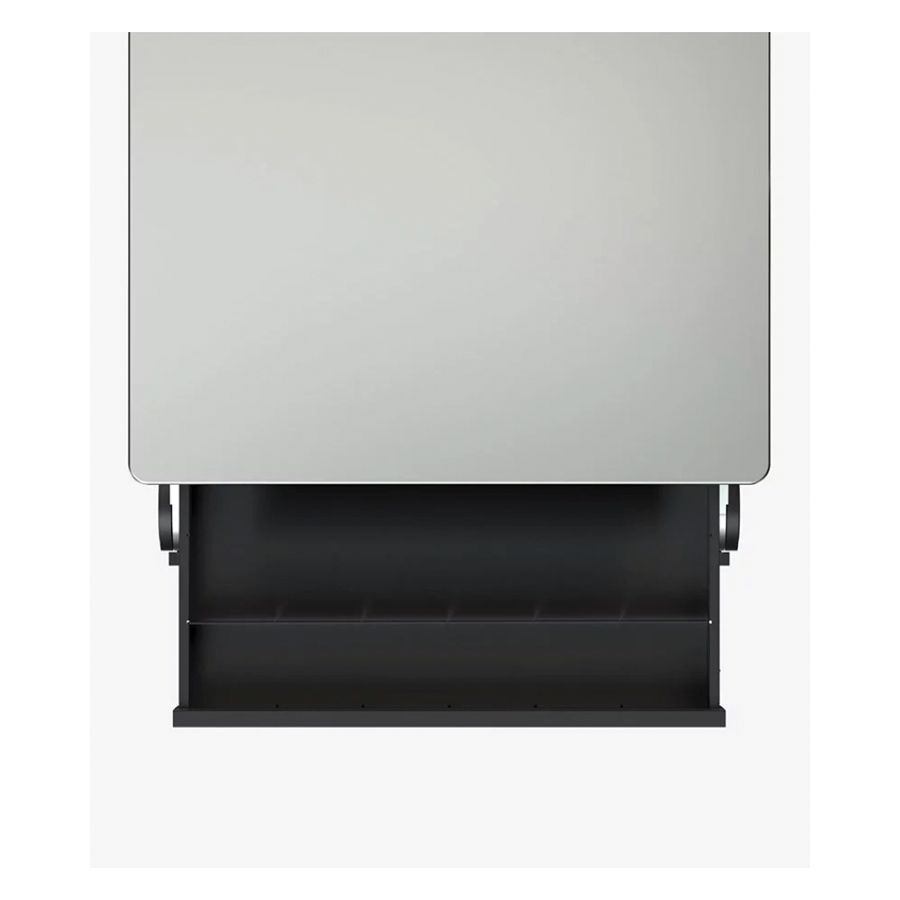 Schwarze Tattoo-Workstation aus Aluminium Schwarze Aluminium-Tattoo-Workstation auf weißem Hintergrund