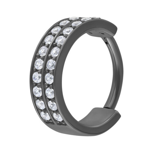 Schwarzer Piercingring mit klaren Kristallen auf weißem Hintergrund