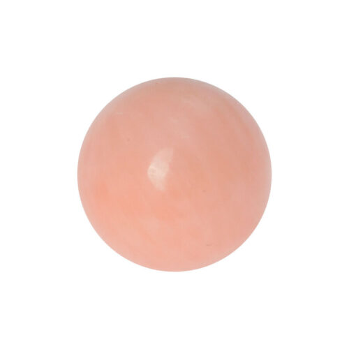 Rosa Coral Kugel Aufsatz auf weißem Hintergrund