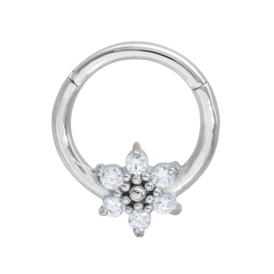 Silberner Ice Flower Clicker mit Kristallen Silberner Septum Clicker mit kristallklaren Steinen auf weißem Hintergrund