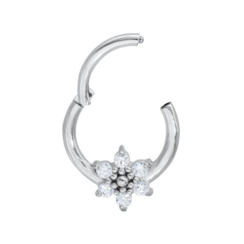 Silberner Piercingring mit Kristallblume auf weißem Hintergrund