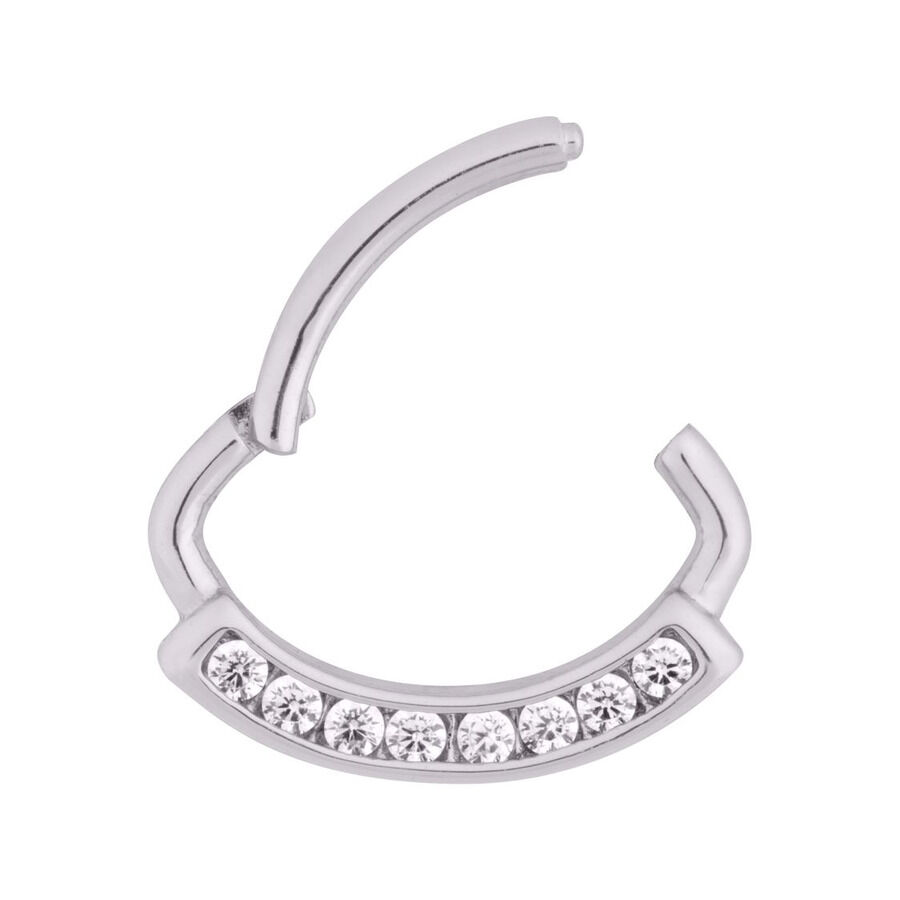 Silberfarbener Channel Hinged Ring mit Kristallen Silberfarbener Channel Hinged Ring aus Chirurgenstahl mit klaren Kristallen auf weißem Hintergrund