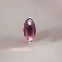 Push Fit Aufsatz Silber Amethyst Oval Ovaler Amethyst-Stein in silberner Fassung auf neutralem Hintergrund