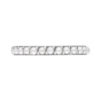 Silberner Pearl Clicker Piercing mit 6.0 mm Innendurchmesser auf weißem Hintergrund