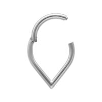 Teardrop Clicker aus Titan in Silber Silberner Teardrop Clicker aus Titan auf weißem Hintergrund