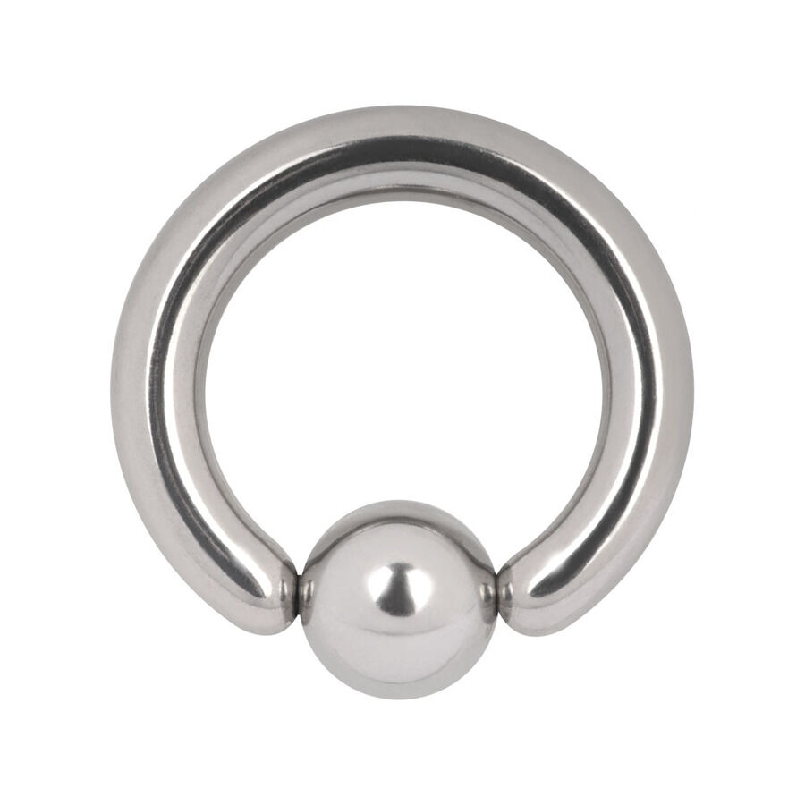 Silberner Titan Kugel-Verschlussring Piercing Silberner Kugel-Verschlussring aus Titan auf weißem Hintergrund
