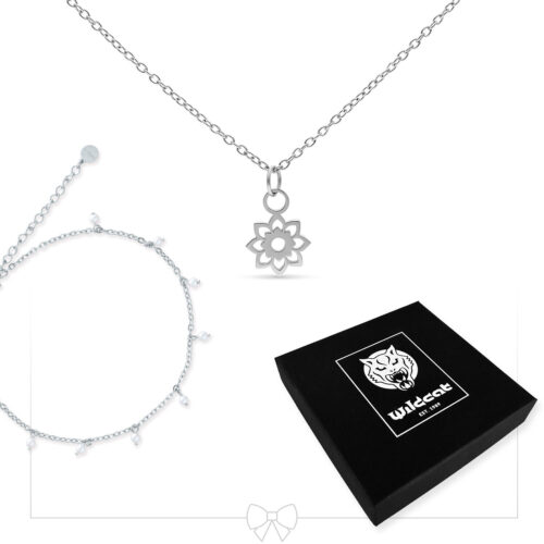 Silberne Halskette mit Blumenanhänger und Perlenarmband, schwarze Box