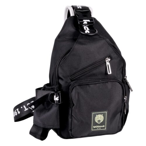 Schwarze Tattoo-Tasche im Used Look mit Wildcat-Logo auf weißem Hintergrund