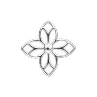 Silbernes Blütenornament für Piercing Silberner Blütenaufsatz für Piercings mit symmetrischem Design auf weißem Hintergrund