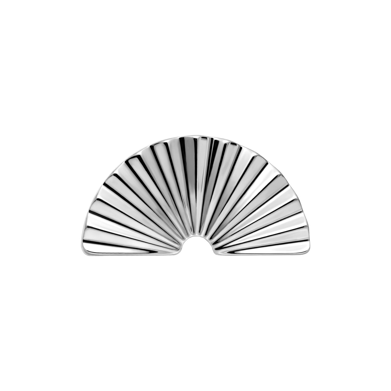 Halbkreisförmiger Riffelaufsatz Silber Silberner halbkreisförmiger metallischer Aufsatz mit Riffeldesign auf weißem Hintergrund