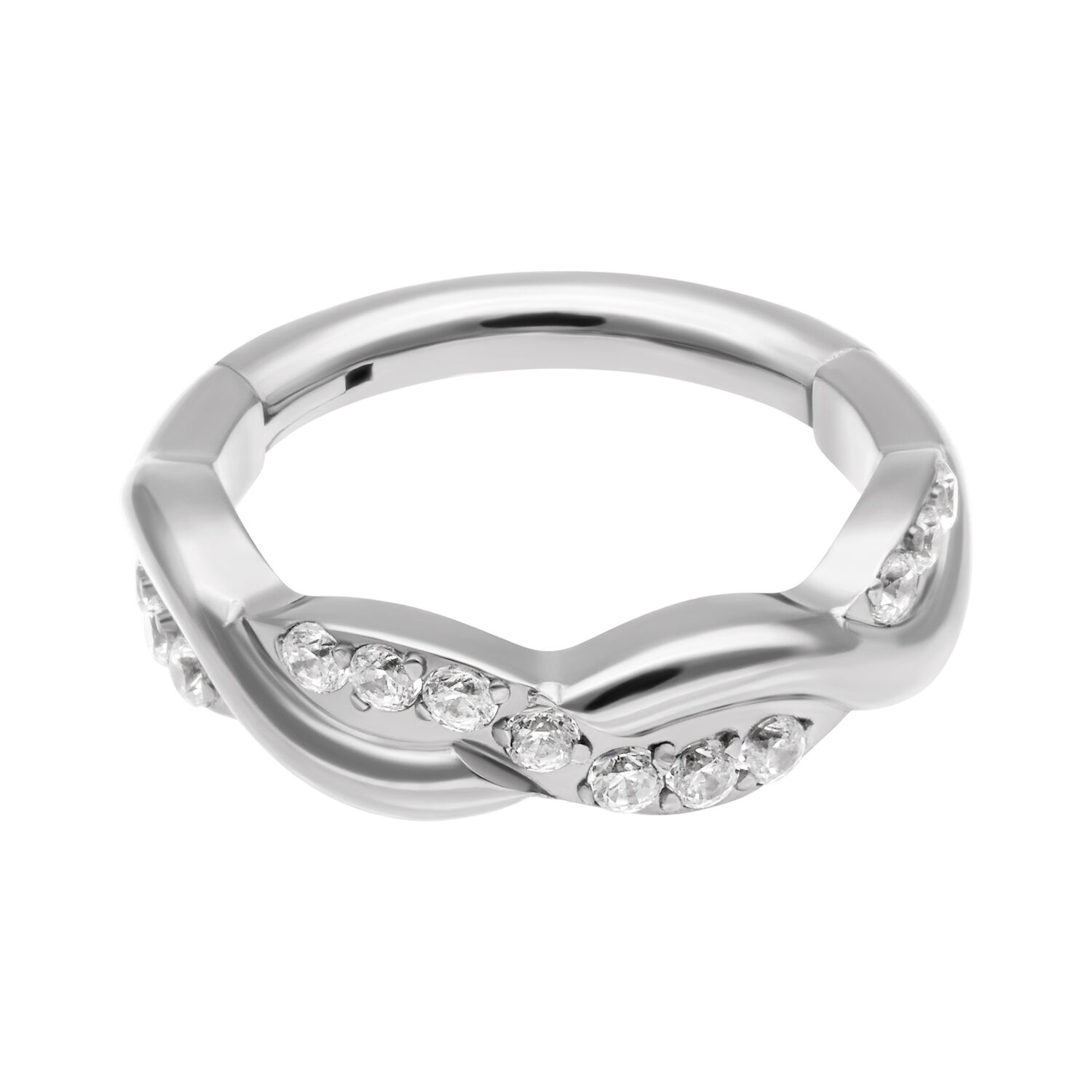 Silberner Ring mit Kristallen Silberner Ring mit geschwungenem Design und klaren Kristallen auf weißem Hintergrund