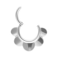 Silberner Halbblumen Septum Clicker Silberner Clicker in Halbblumenform auf weißem Hintergrund
