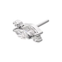 Silberner Ovaler Kristall-Piercing-Aufsatz Silberner Piercing-Aufsatz mit ovalem, klarem Kristall auf weißem Hintergrund
