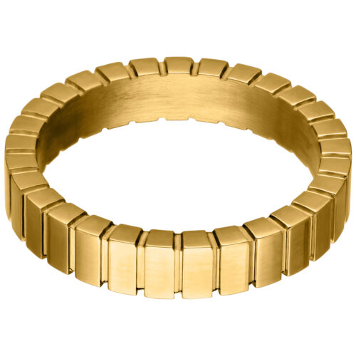 Goldener Ring mit rechteckigen Gliedern auf weißem Hintergrund